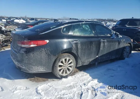 2016 Kia Optima Ex z USA, uszkodzony, nr VIN 5XXGU4L37GG022313